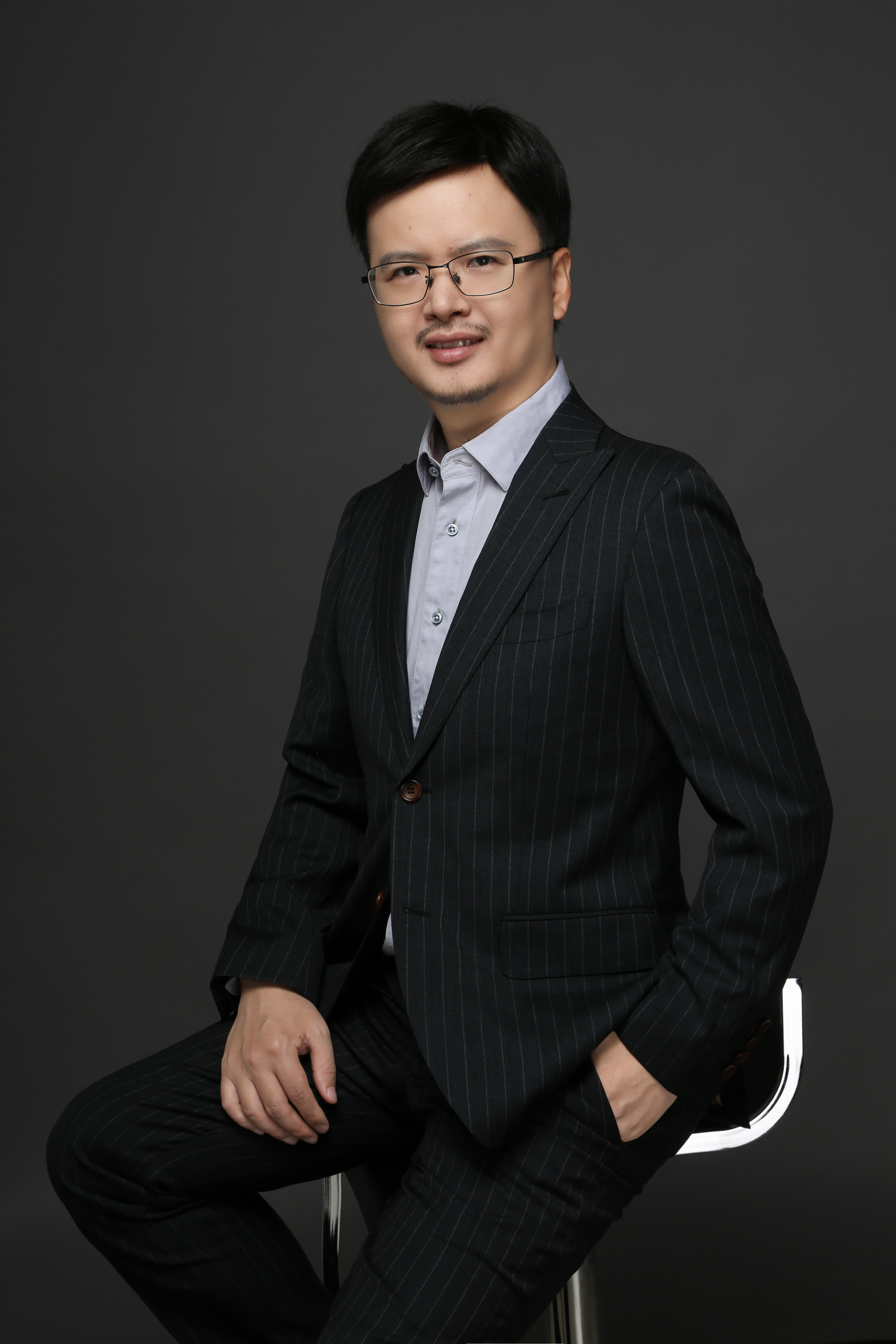 黄开兴.jpg